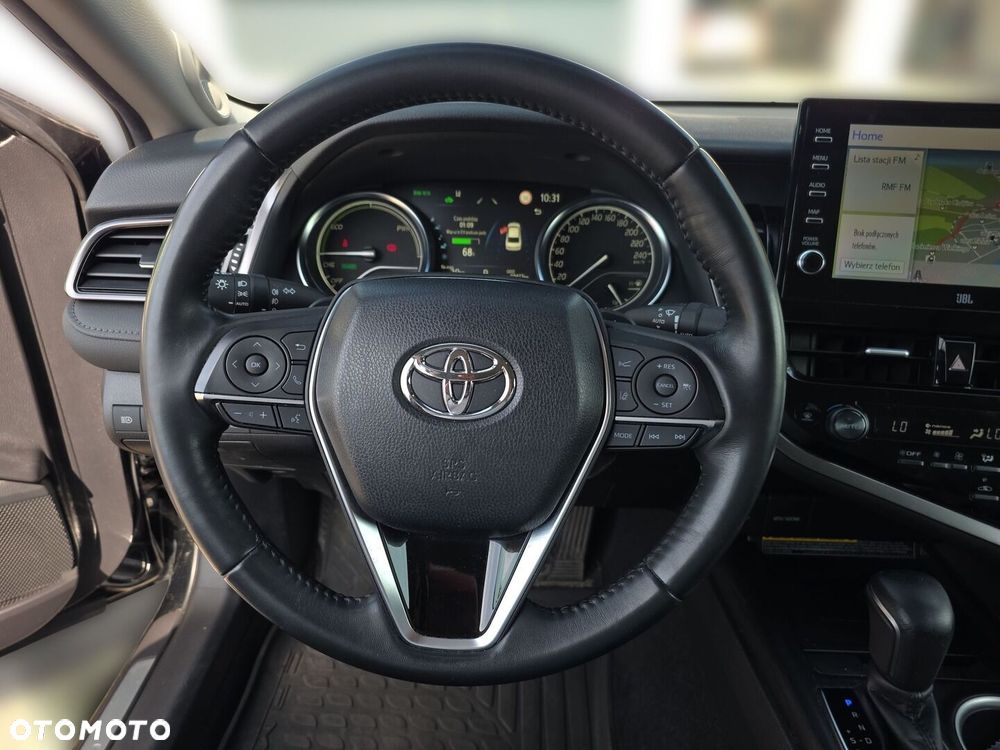 Toyota Camry 2.5 Hybrid Executive CVT - 10