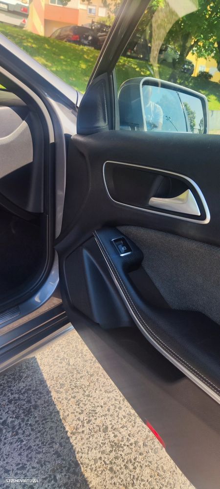 Mercedes-Benz A 180 d Urban - 4
