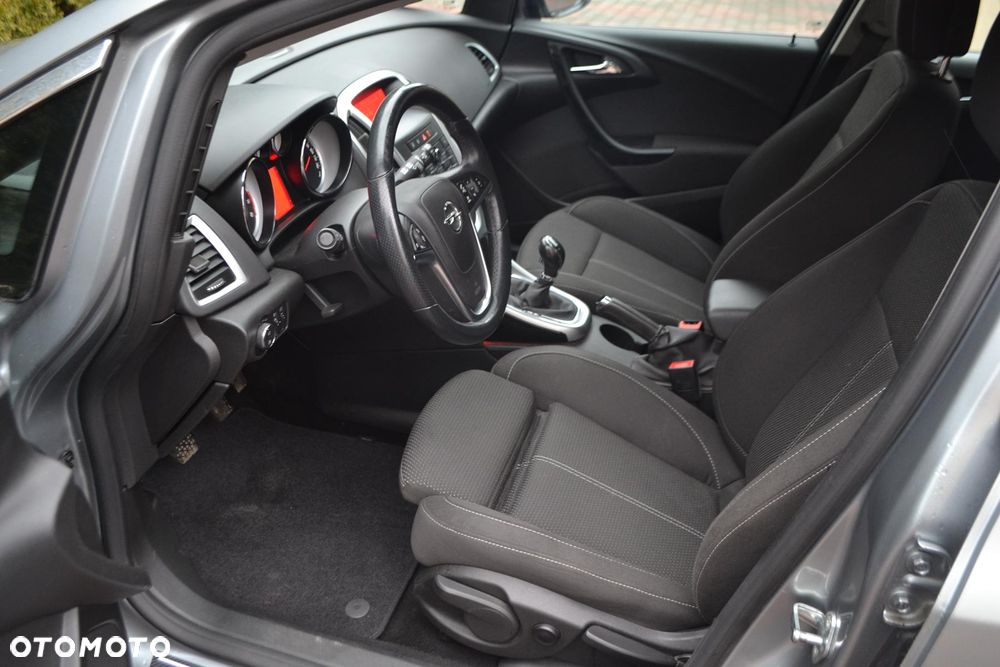 Opel Astra 1.6 Cosmo - 5