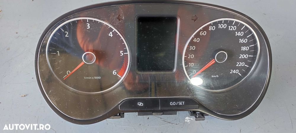 Ceasuri bord volkswagen vw polo 6R an 2010 motor 1.6 CAY cod 6R0920861B - 9