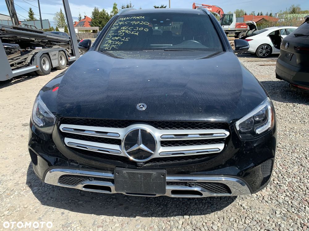 Mercedes-Benz GLC 300 4Matic 9G-TRONIC - 1