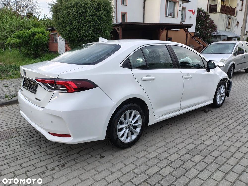 Toyota Corolla - 11