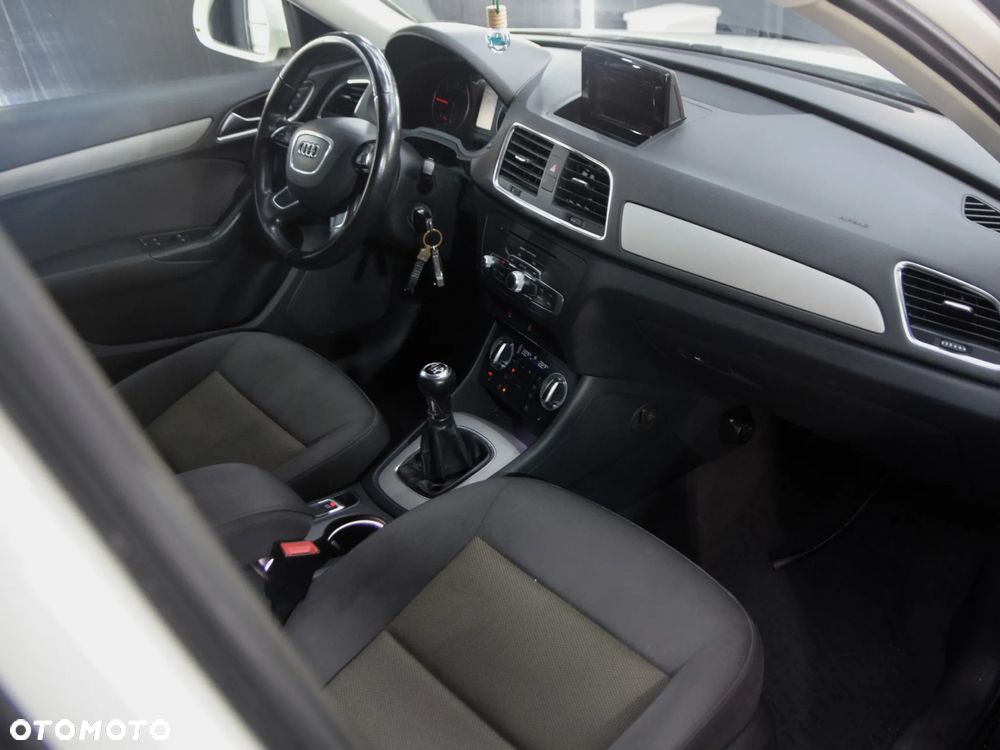 Audi Q3 2.0 TDI - 6