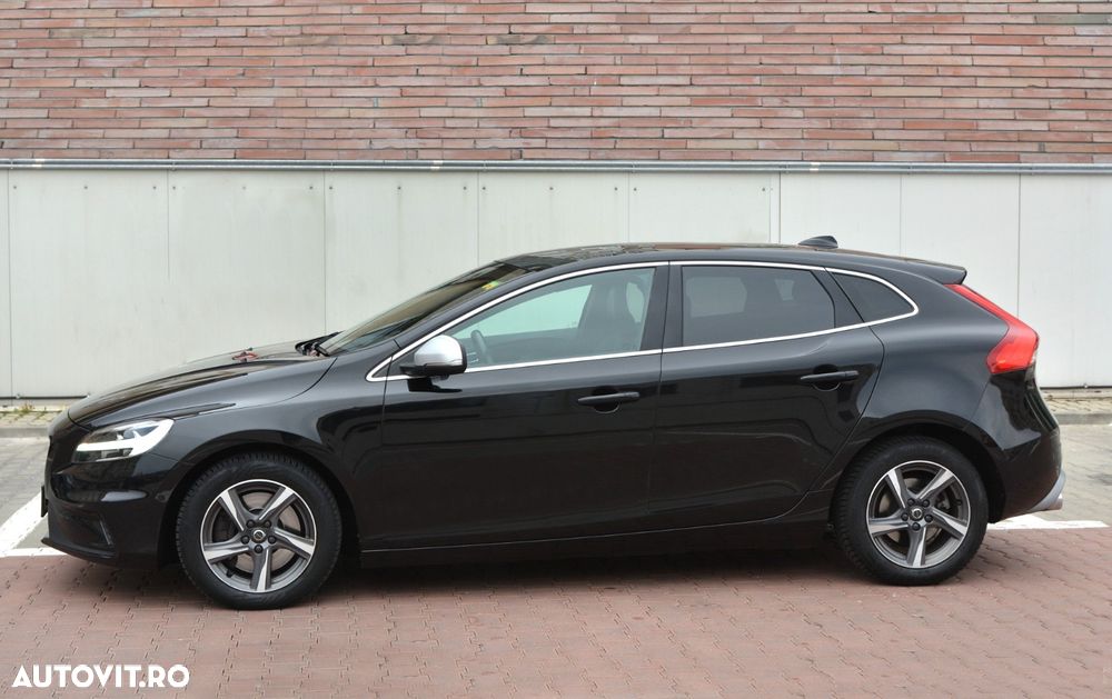 Volvo V40 D3 Aut. R-Design - 12