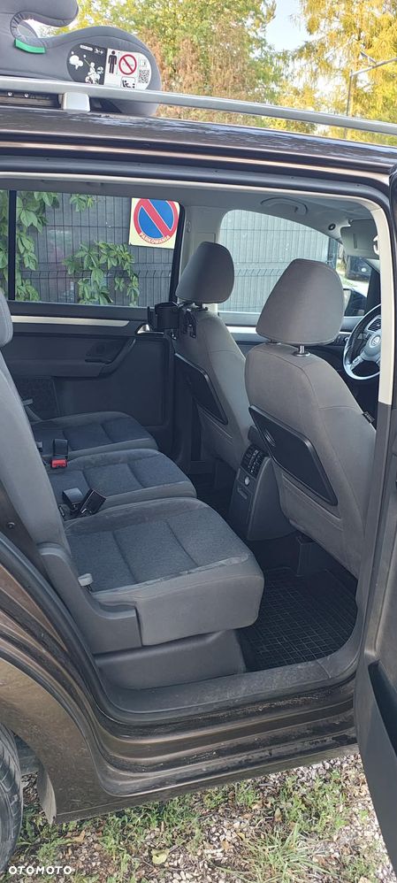 Volkswagen Touran 1.4 TSI STYLE - 6