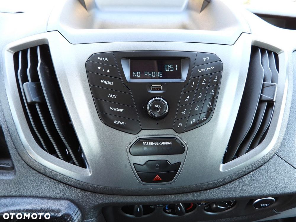 Ford TRANSIT WYWROTKA TROJSTRONNA PODWÓJNA KABINA DOKA 7 MIEJSC TEMPOMAT BLIŹNIACZE KOŁA KLIMATYZACJA  130KM - 36