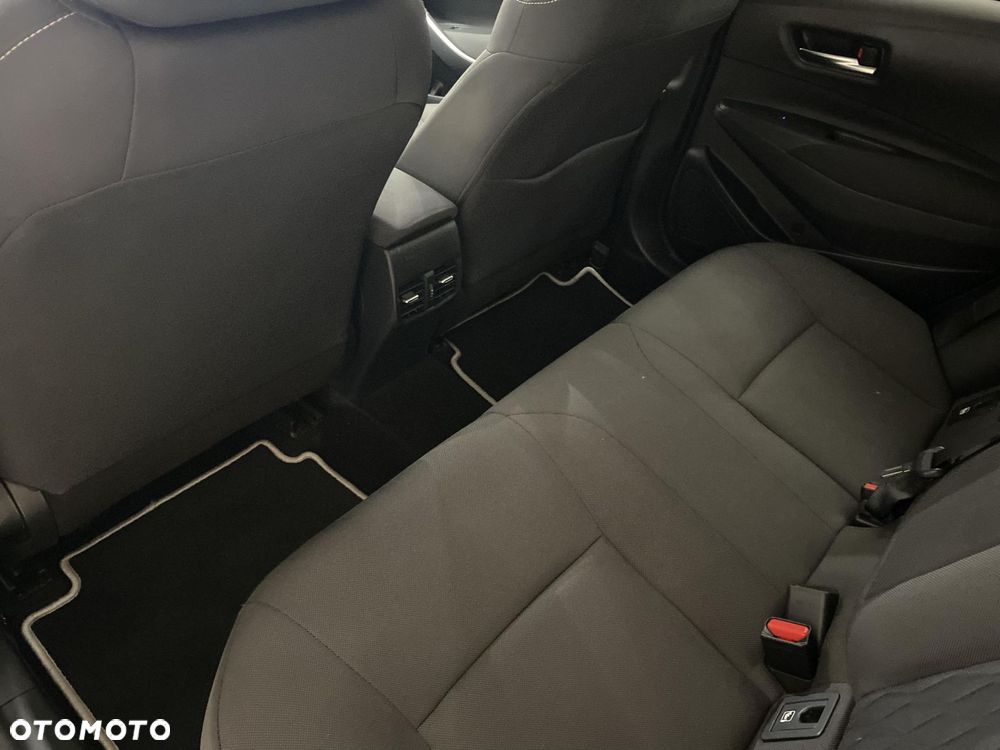 Toyota Corolla 1.8 Hybrid Comfort - 11