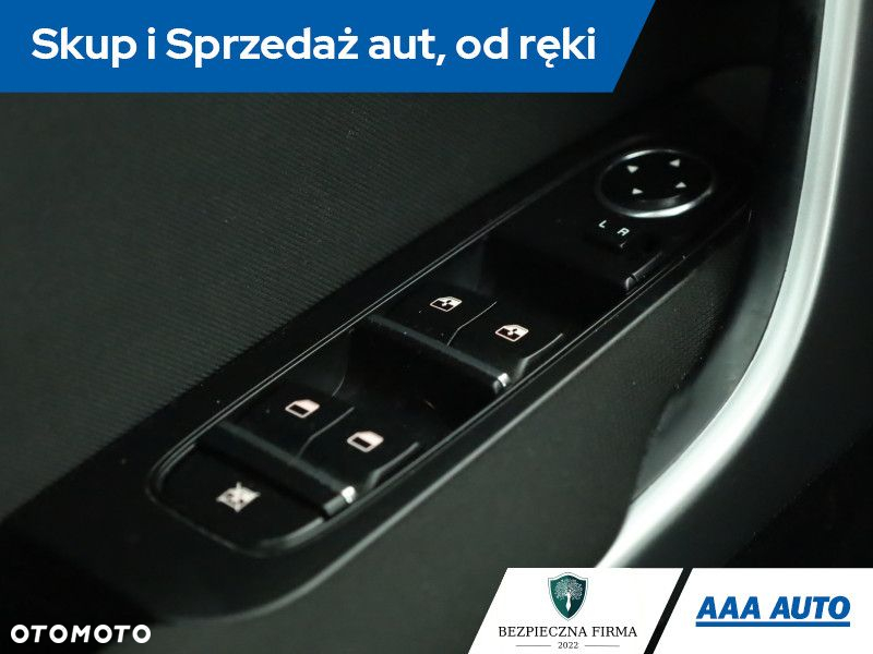 Kia Ceed - 14