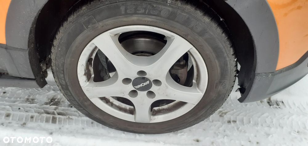 Volkswagen Polo - 15