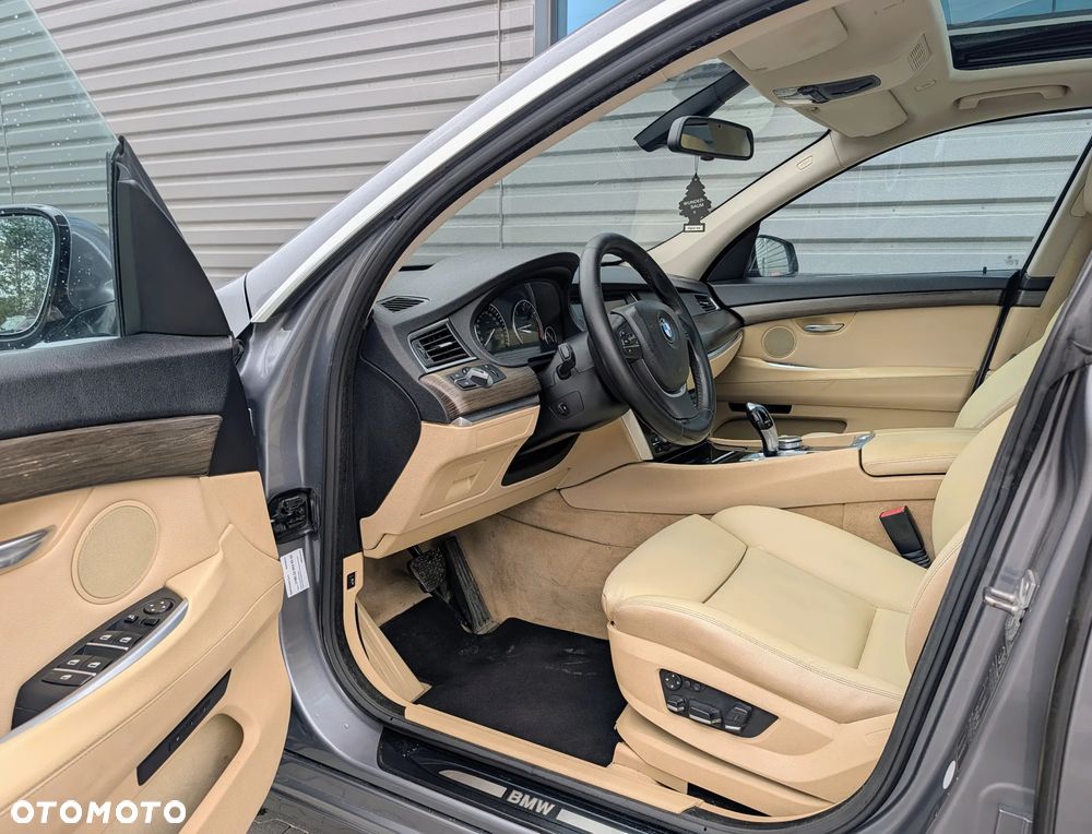 BMW 5GT 530d - 13