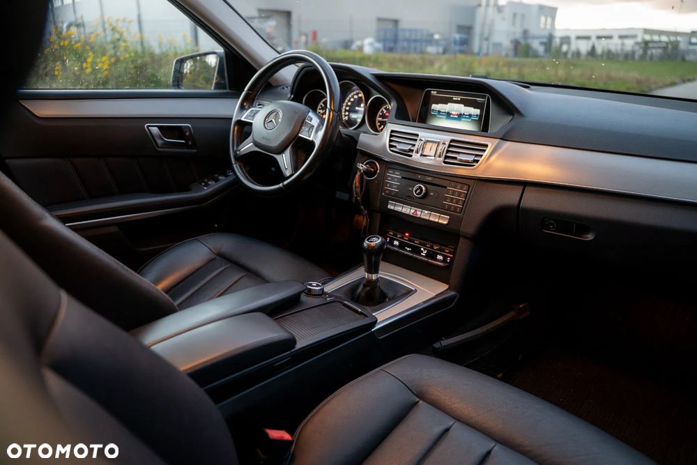 Mercedes-Benz Klasa E 200 BlueTEC Elegance - 6