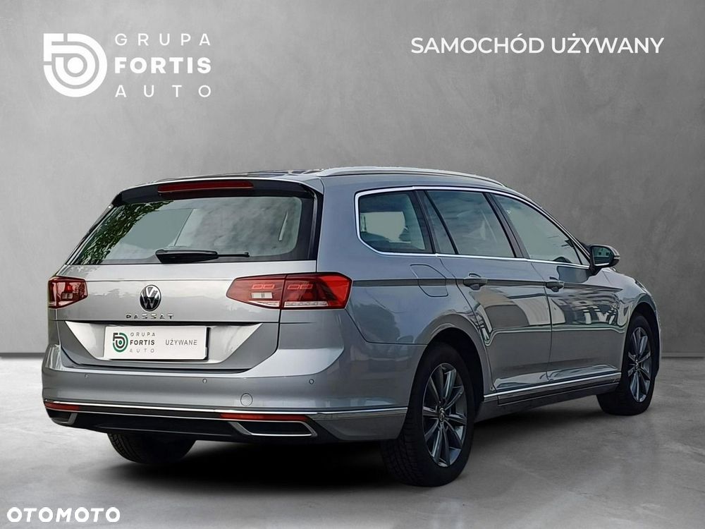 Volkswagen Passat - 5