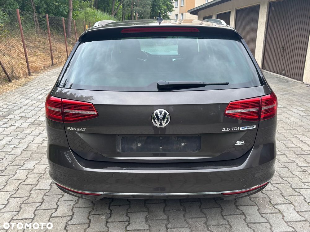 Volkswagen Passat 2.0 TDI (BlueMotion Technology) Highline - 5