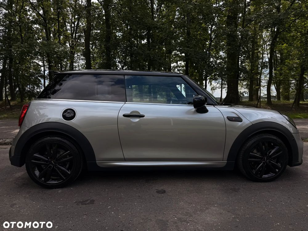 MINI Cooper S John Works Trim sport - 4
