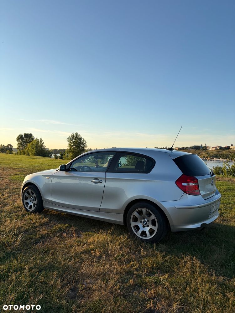 BMW Seria 1 118d - 7