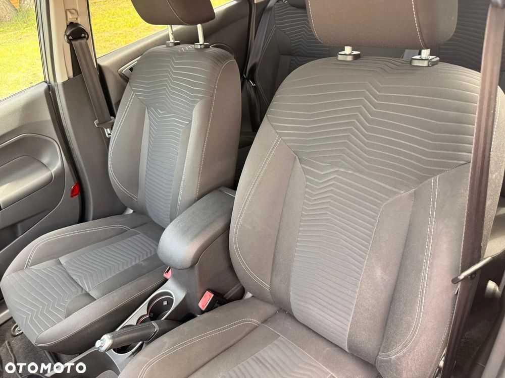 Ford Fiesta - 13