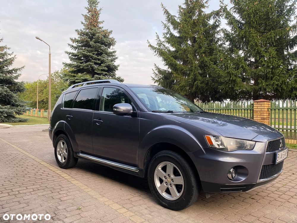 Mitsubishi Outlander 2.0 2WD - 4