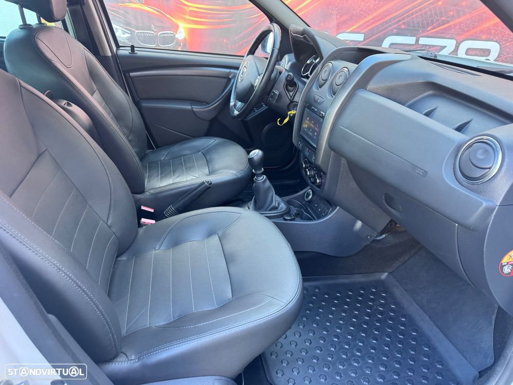 Dacia Duster 1.5 dCi SL Urban Explorer 4WD - 22