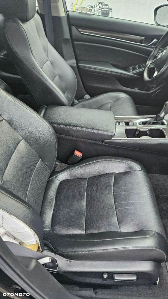 Honda Accord - 26