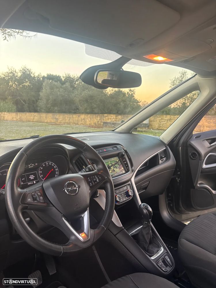 Opel Zafira 1.6 CDTi Dynamic S/S - 9