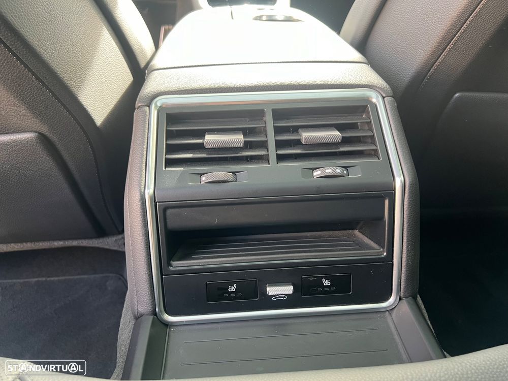 Porsche Panamera 4 E-Hybrid Platinum Edition com PDLS - 37