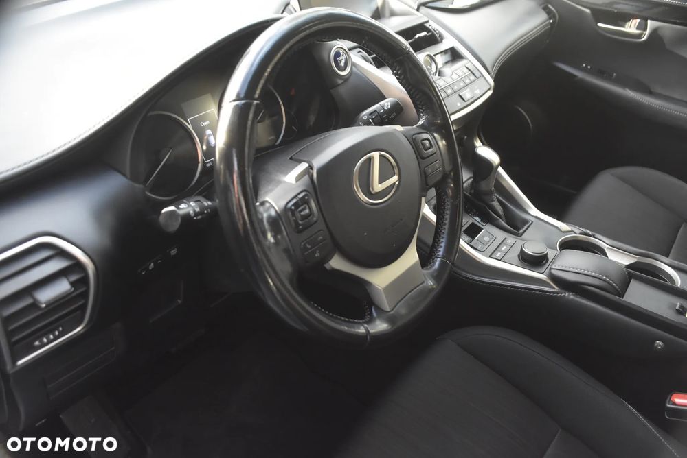 Lexus NX 300h Comfort AWD - 13
