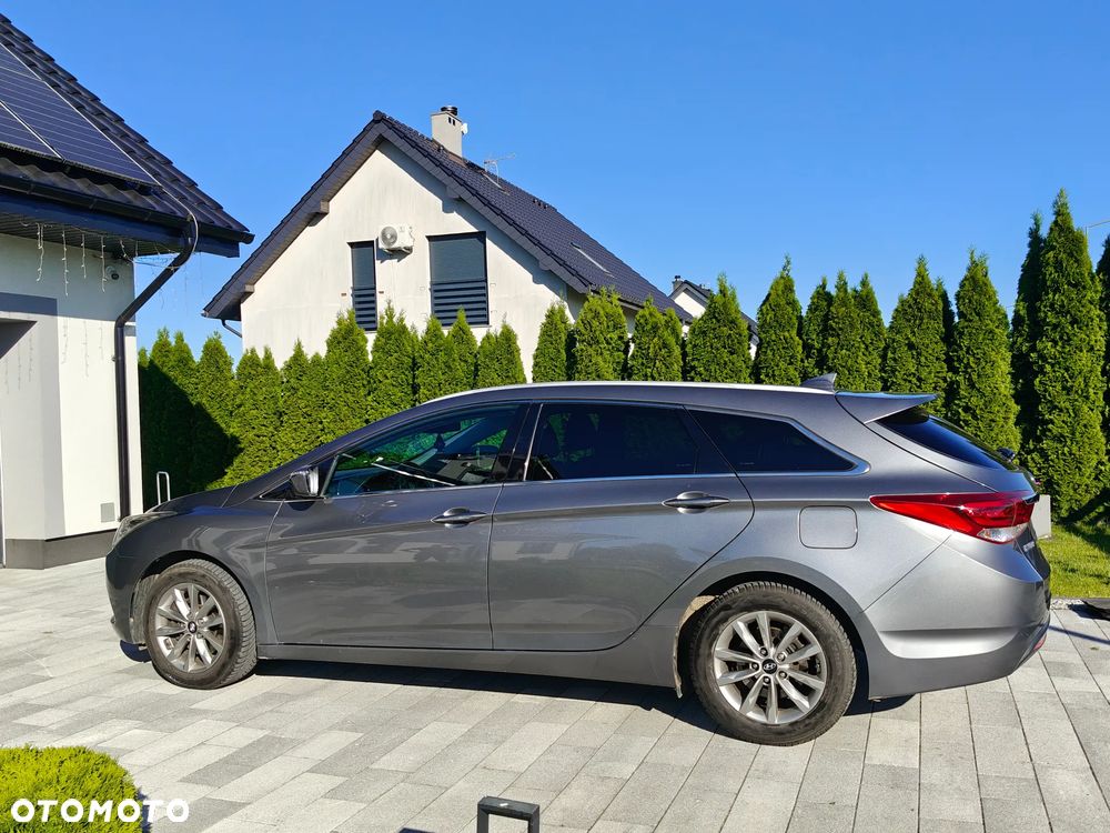 Hyundai i40 1.7 CRDi BlueDrive Comfort DCT - 2