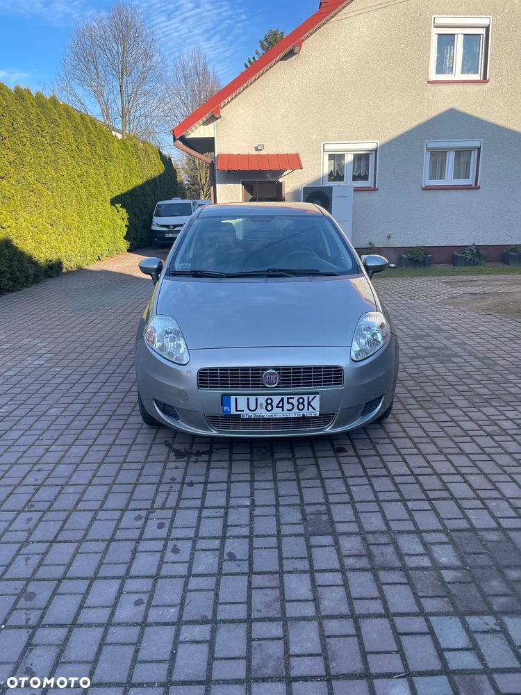 Fiat Grande Punto - 2