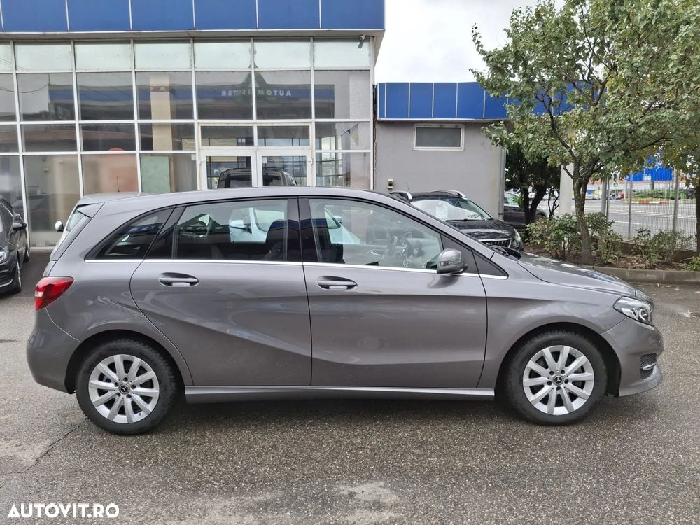 Mercedes-Benz B 180 7G-DCT Style - 20