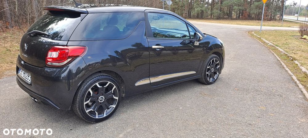 Citroën DS3 1.6 THP SportChic - 4