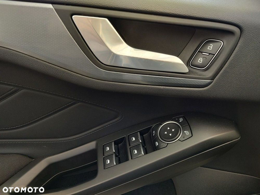 Ford Focus - 12