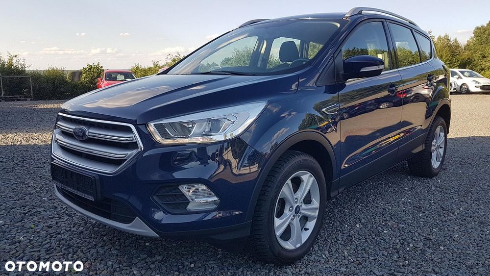 Ford Kuga 1.5 EcoBoost 2x4 Cool & Connect - 4