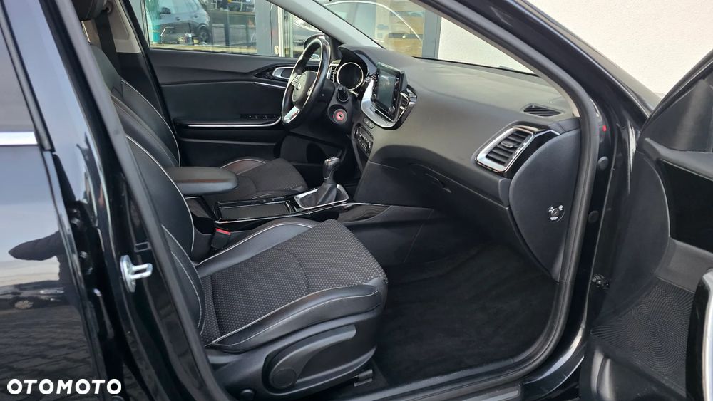 Kia XCeed 1.6 CRDi EDITION 7 - 14