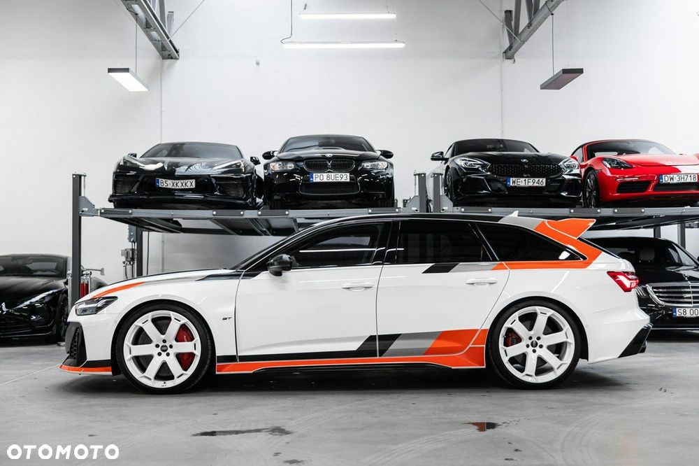 Audi RS6 Avant - 8