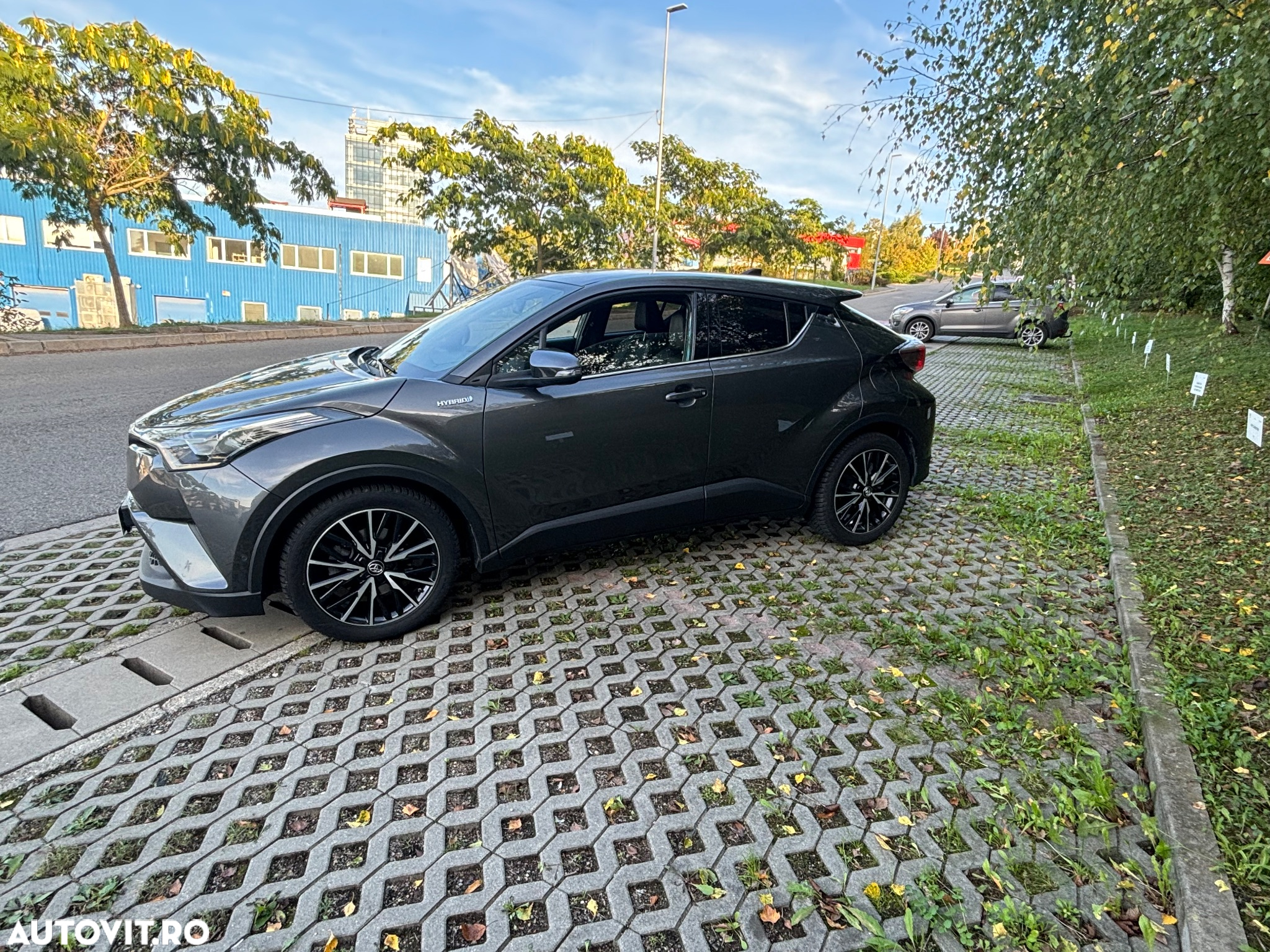 Toyota C-HR 1.8 HSD 4x2 CVT C-lassy LED - 6
