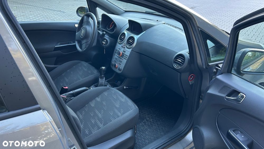 Opel Corsa - 10