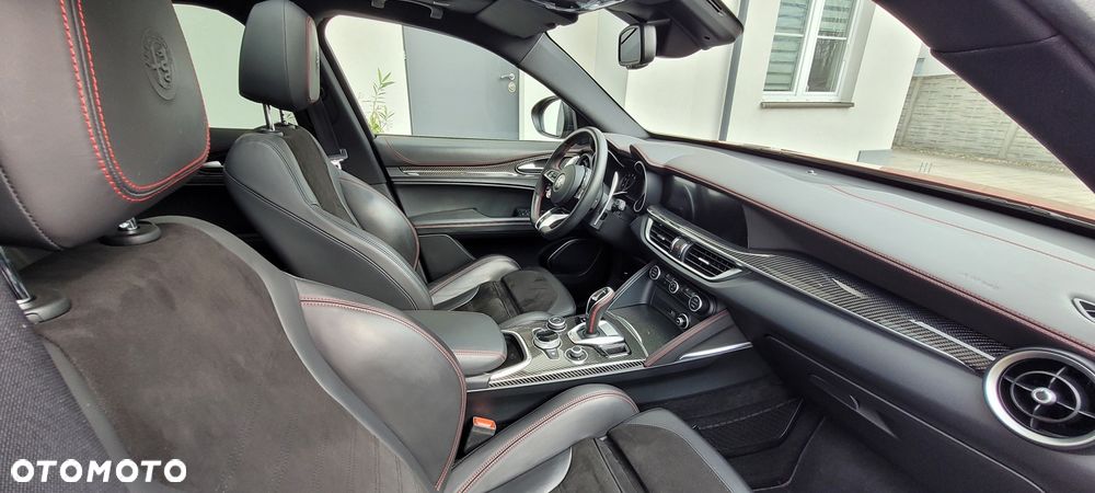 Alfa Romeo Stelvio 2.9 V6 Bi-Turbo Quadrifoglio Q4 - 20