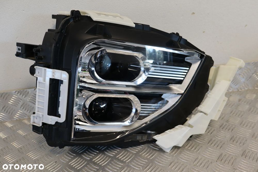 LAMPA PRZEDNIA PRZÓD PRAWA MITSUBISHI ECLIPSE CROSS LIFT FULL LED 2020- - 2