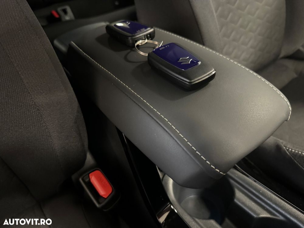 Suzuki Swace 1.8 Hybrid CVT Comfort+ - 29