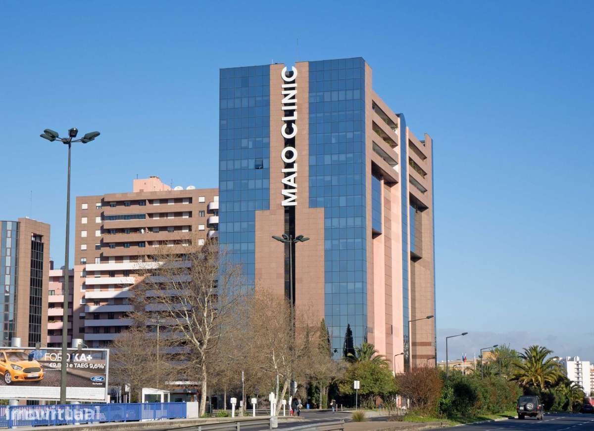 Parqueamento para 4 Motos ,segurança 24 horas
10 Lugares Auto Livres - Grande imagem: 2/7