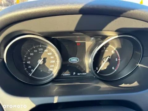 Land Rover Discovery Sport 2.0 TD4 HSE - 12