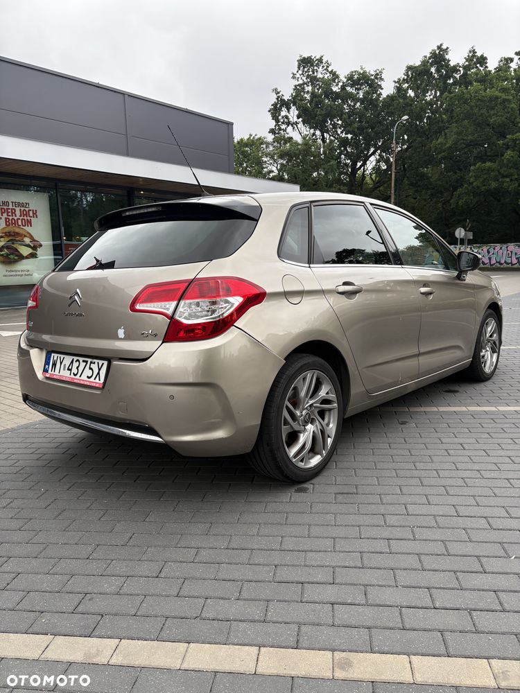 Citroën C4 e-HDi 115 ETG6 Selection - 9