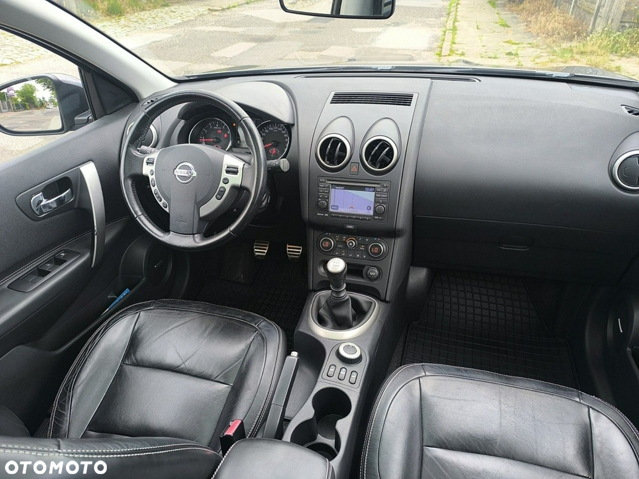 Nissan Qashqai+2 - 13