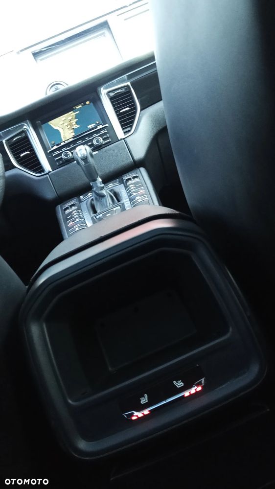 Porsche Macan - 23