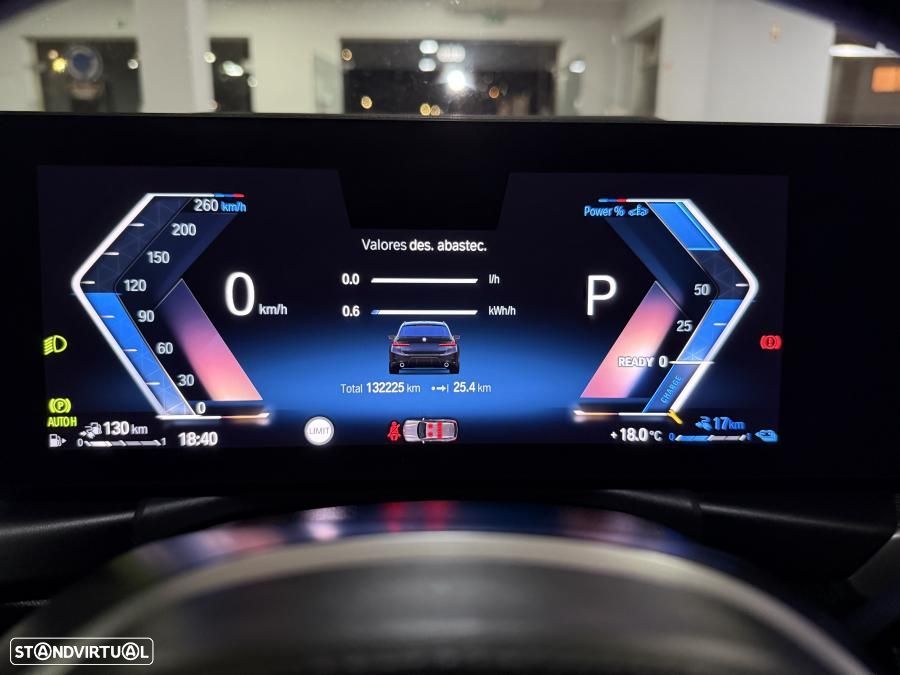 BMW 330 e Aut. M Sport - 21