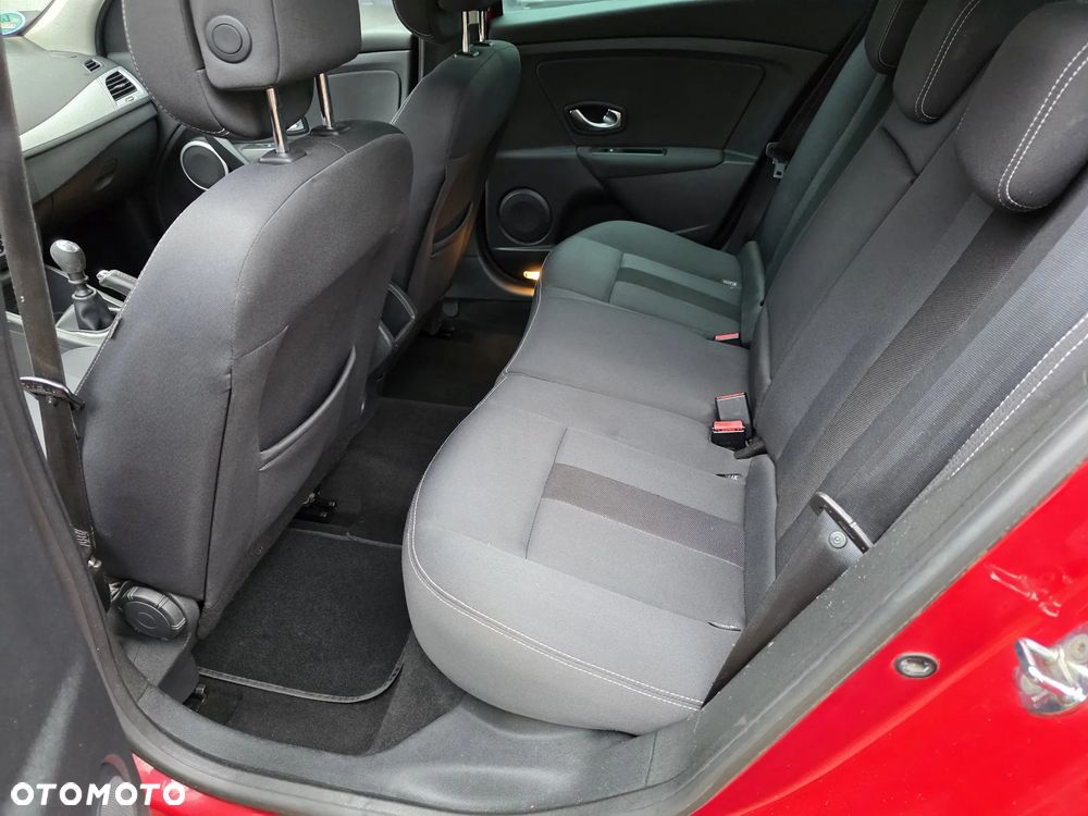 Renault Megane 1.5 dCi Privilege - 10