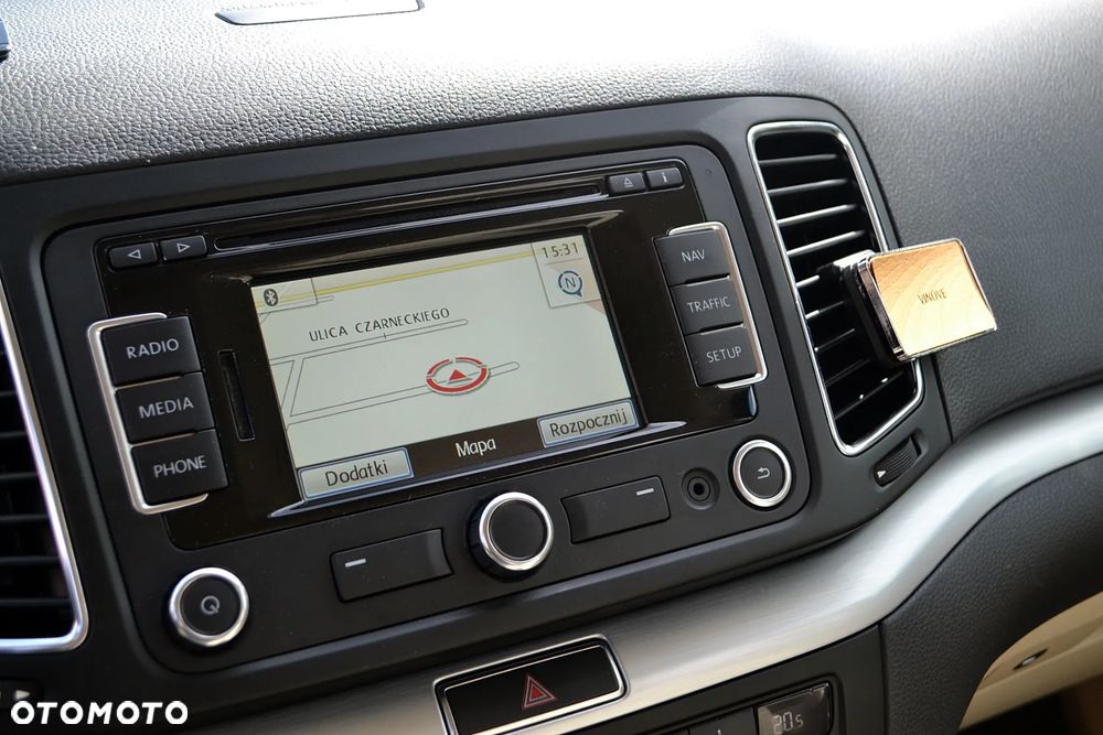 Volkswagen Sharan 2.0 TDI DSG BlueMotion Technology Highline - 28