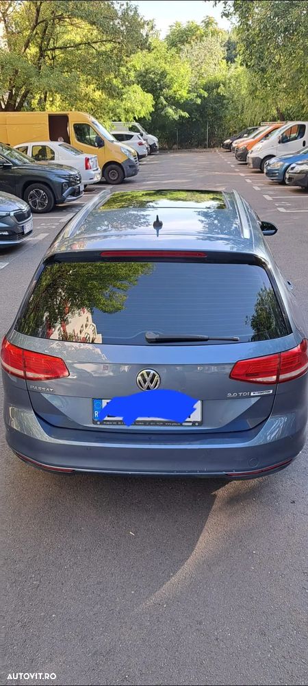 Volkswagen Passat - 8