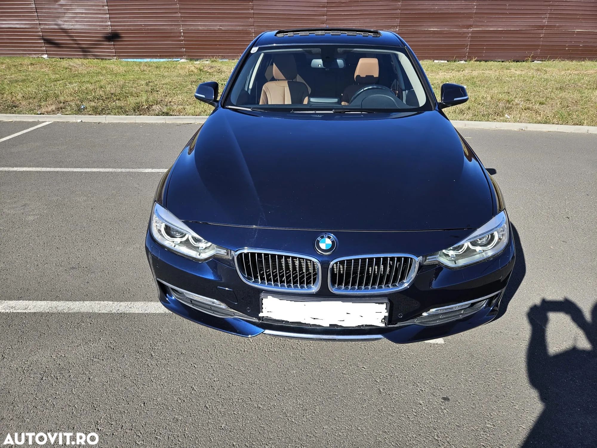 BMW Seria 3 320i Aut. Luxury Line - 1