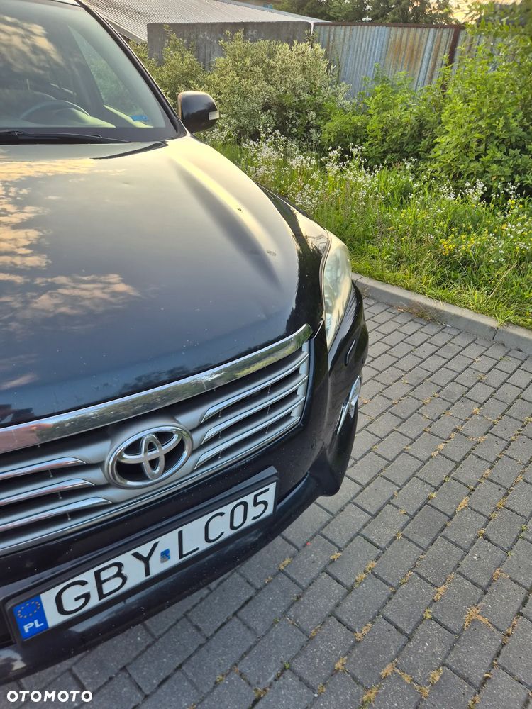 Toyota RAV4 - 7